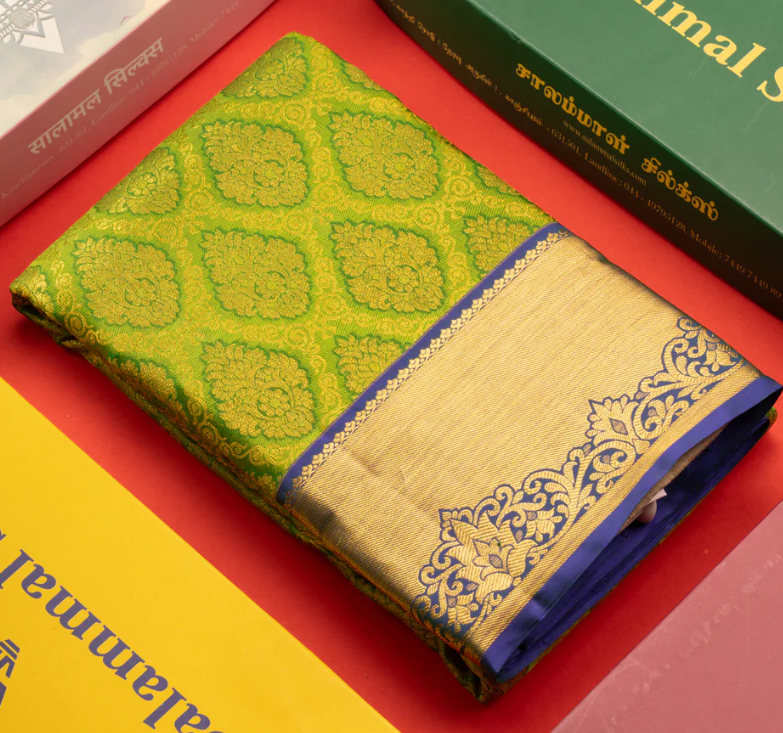 Pattu Saree
Parot Green Kanjivaram
